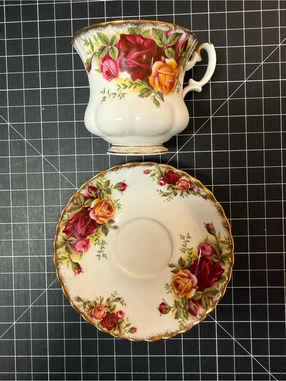 Floral Gold-Trim Porcelain Teacup and Saucer - Rose Pattern